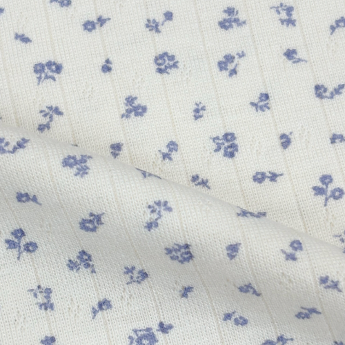 ふんわり袖フリルのスタンドカラーシャツ