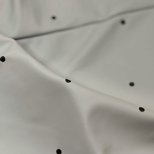 クラシカルドットのフリルエプロン