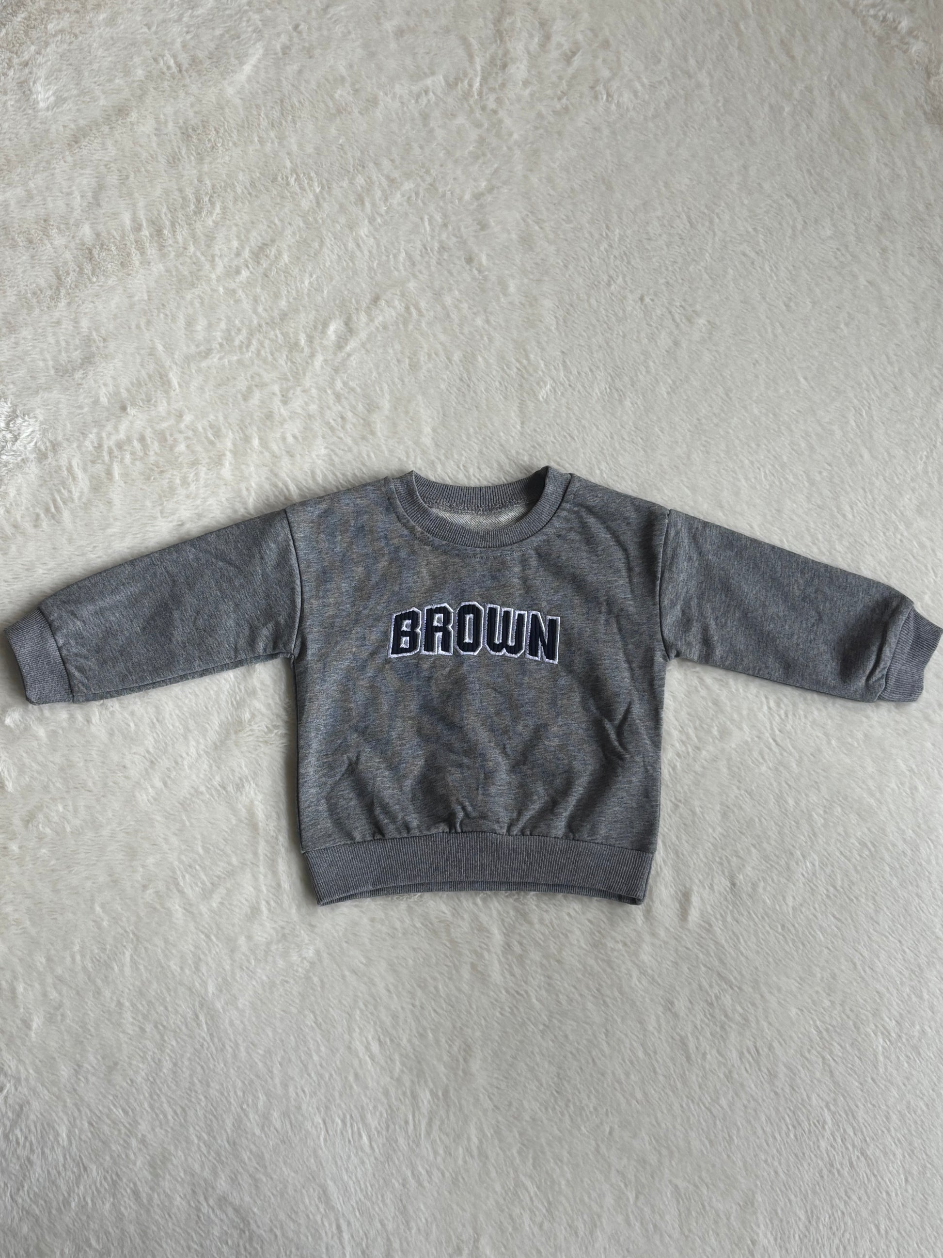 『BROWN』ロゴ 刺繍ロンT