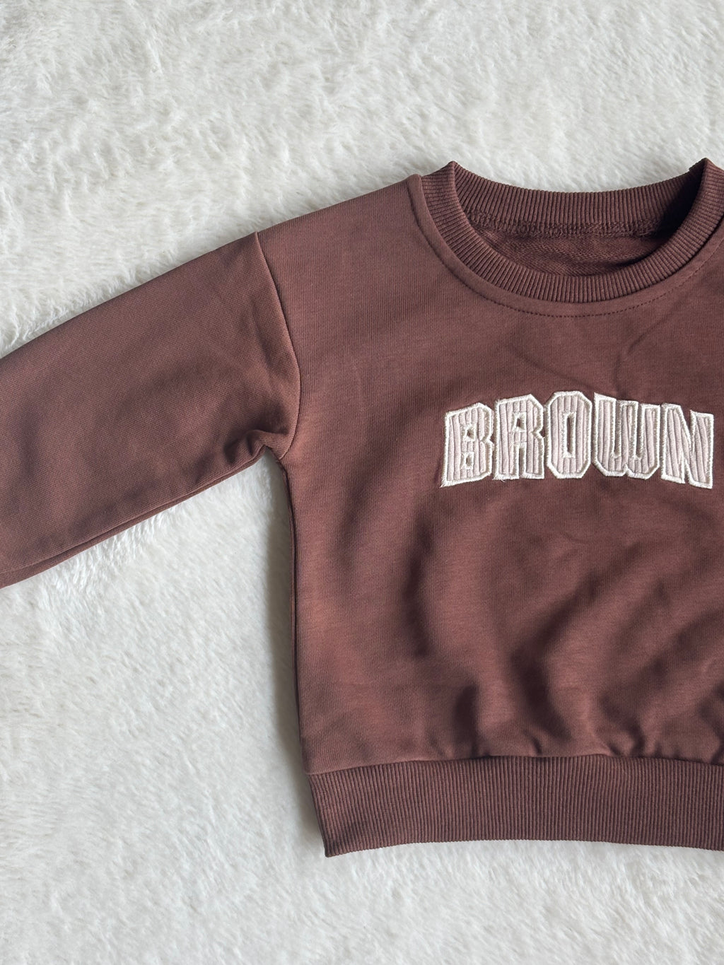 『BROWN』ロゴ 刺繍ロンT