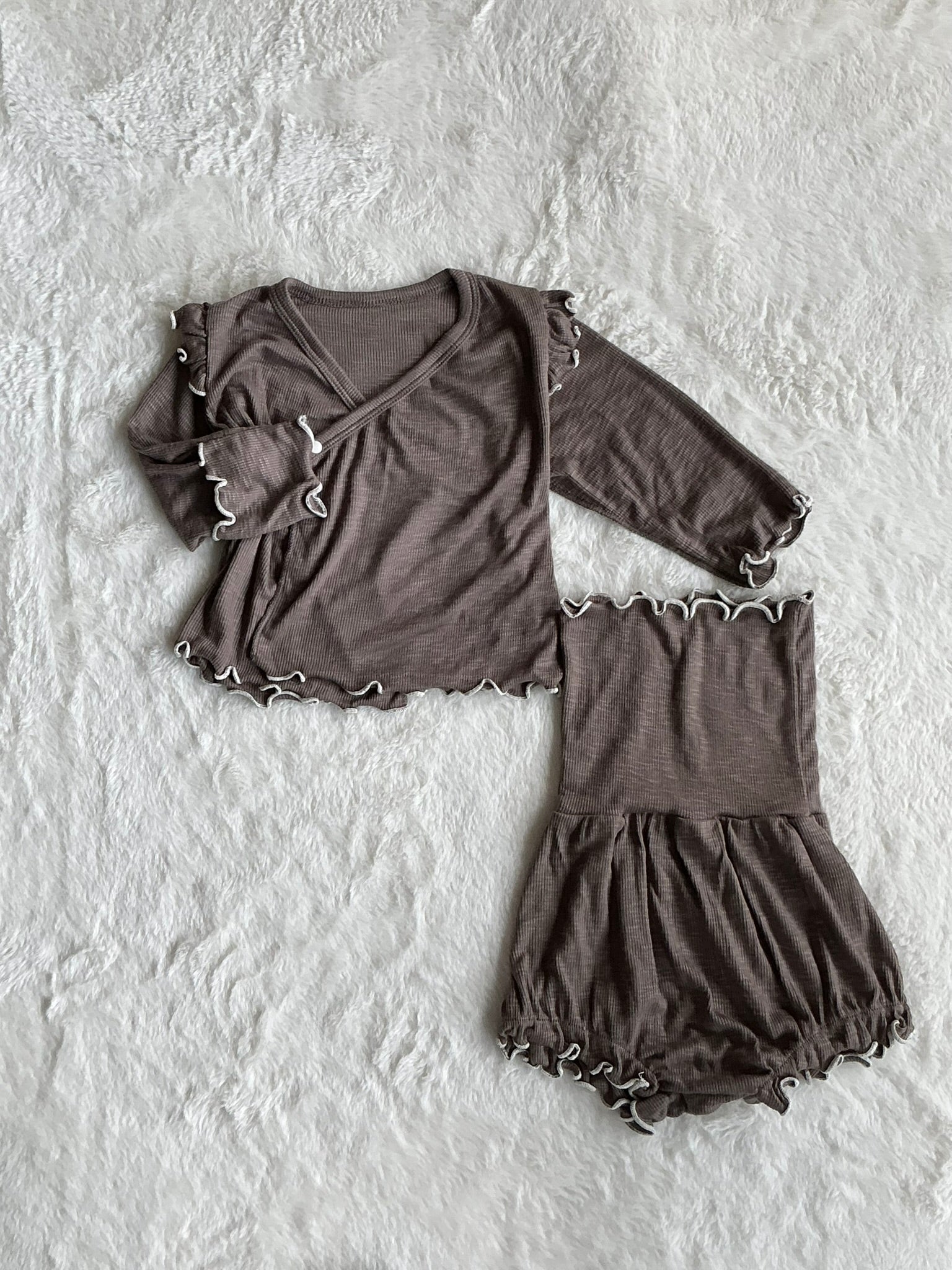 フリルリブ セットアップパジャマ（上下セット）