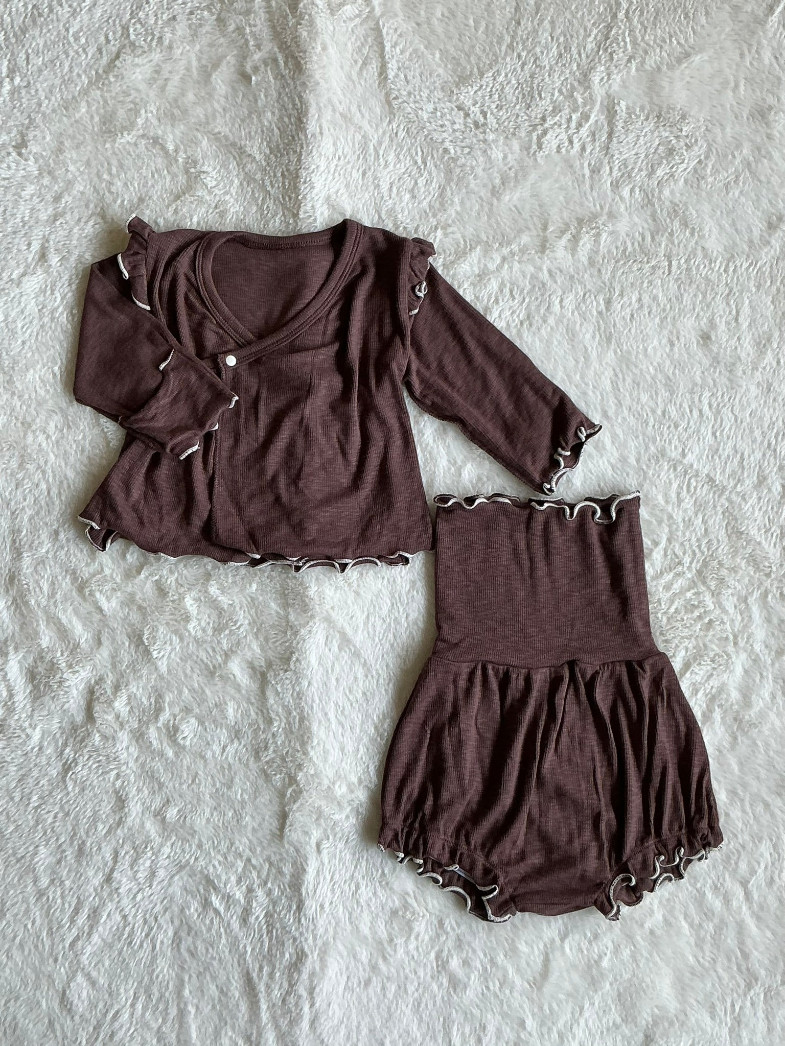 フリルリブ セットアップパジャマ（上下セット）