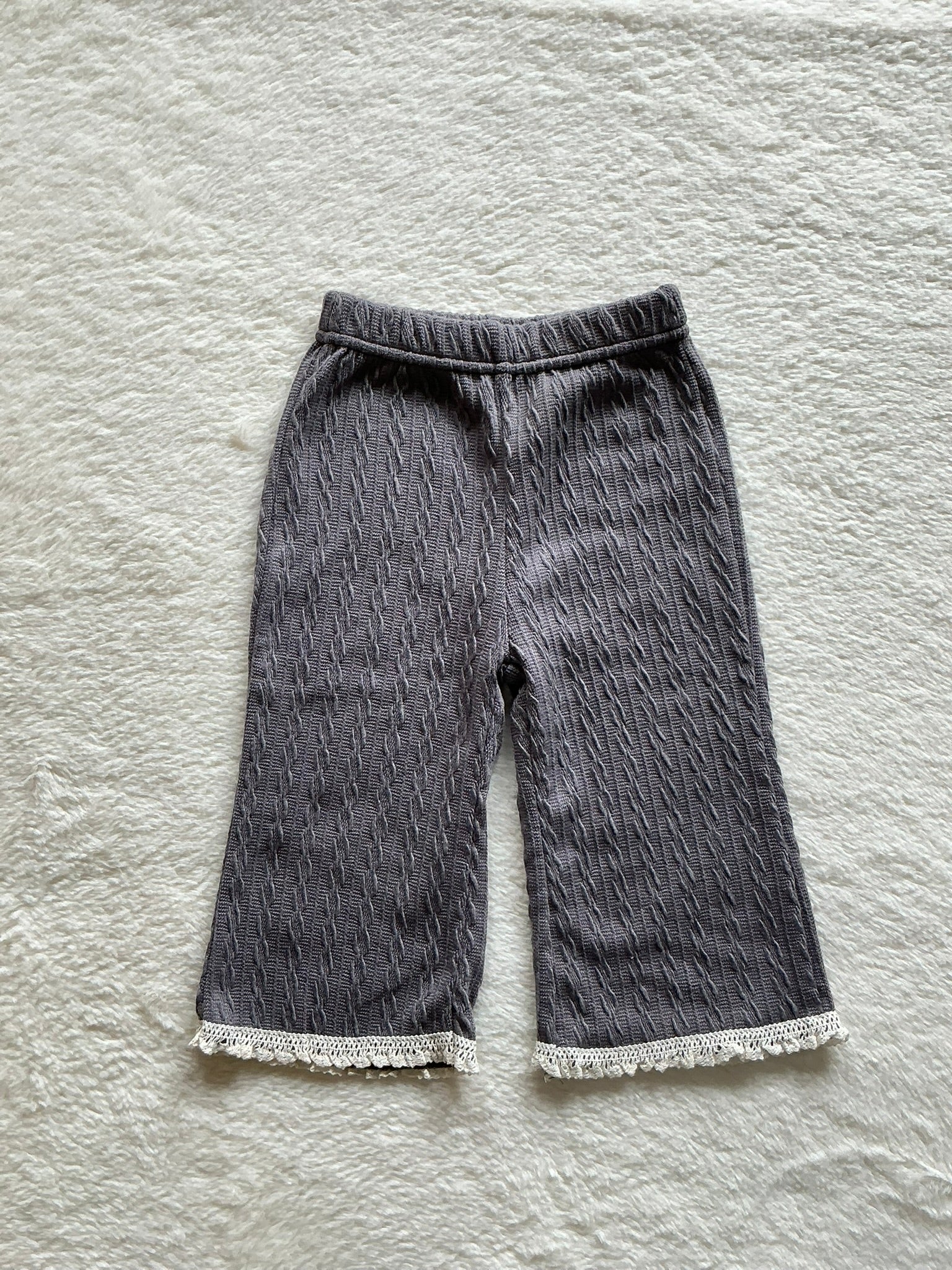ナチュラルフリンジニットパンツ（ケーブル編み）