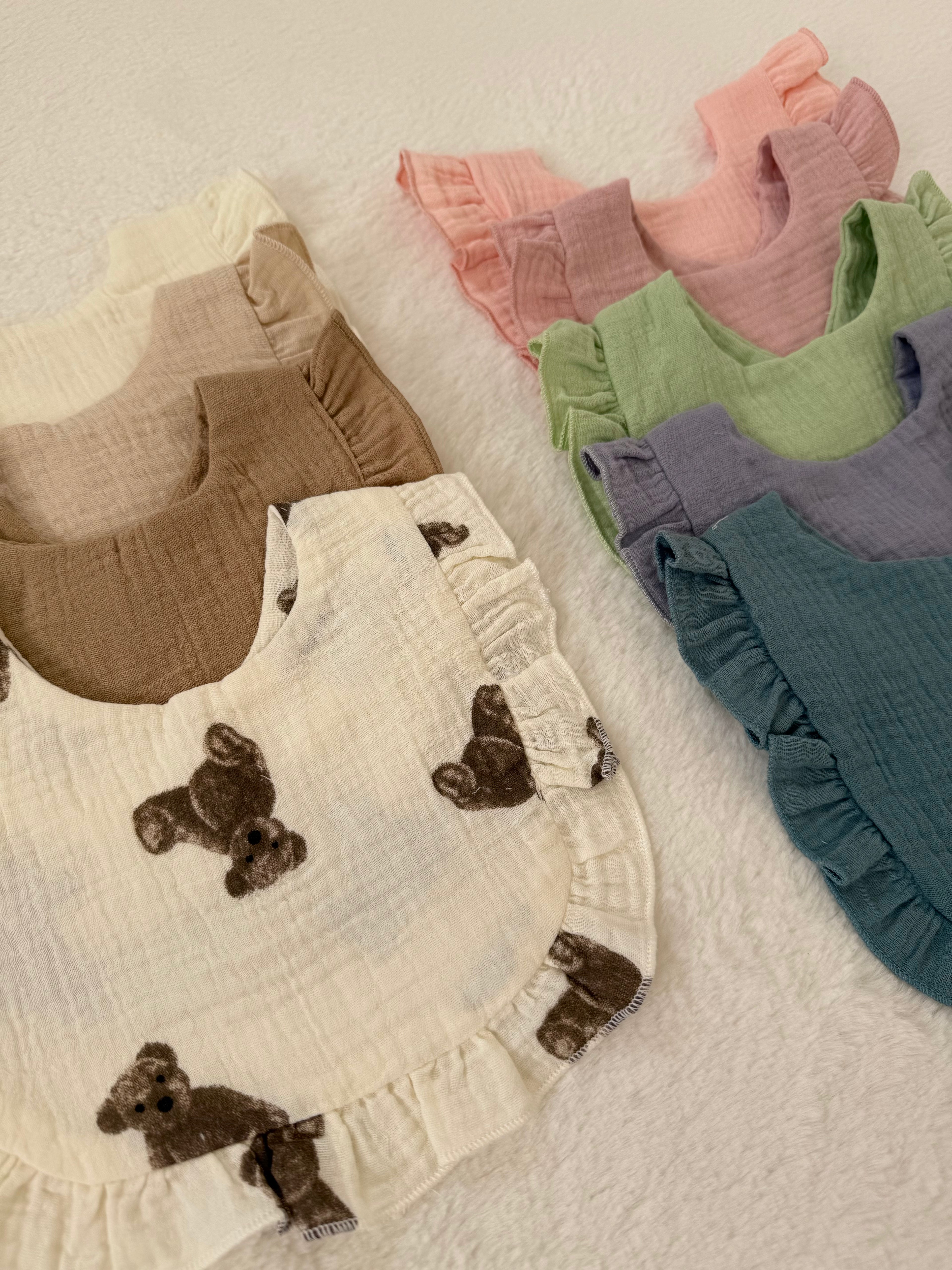 フリルコットンビブ 【スタイ・よだれかけ】（全9色展開）