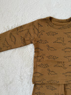 恐竜プリントセットアップパジャマ（長袖トップス＋レギンスパンツ）