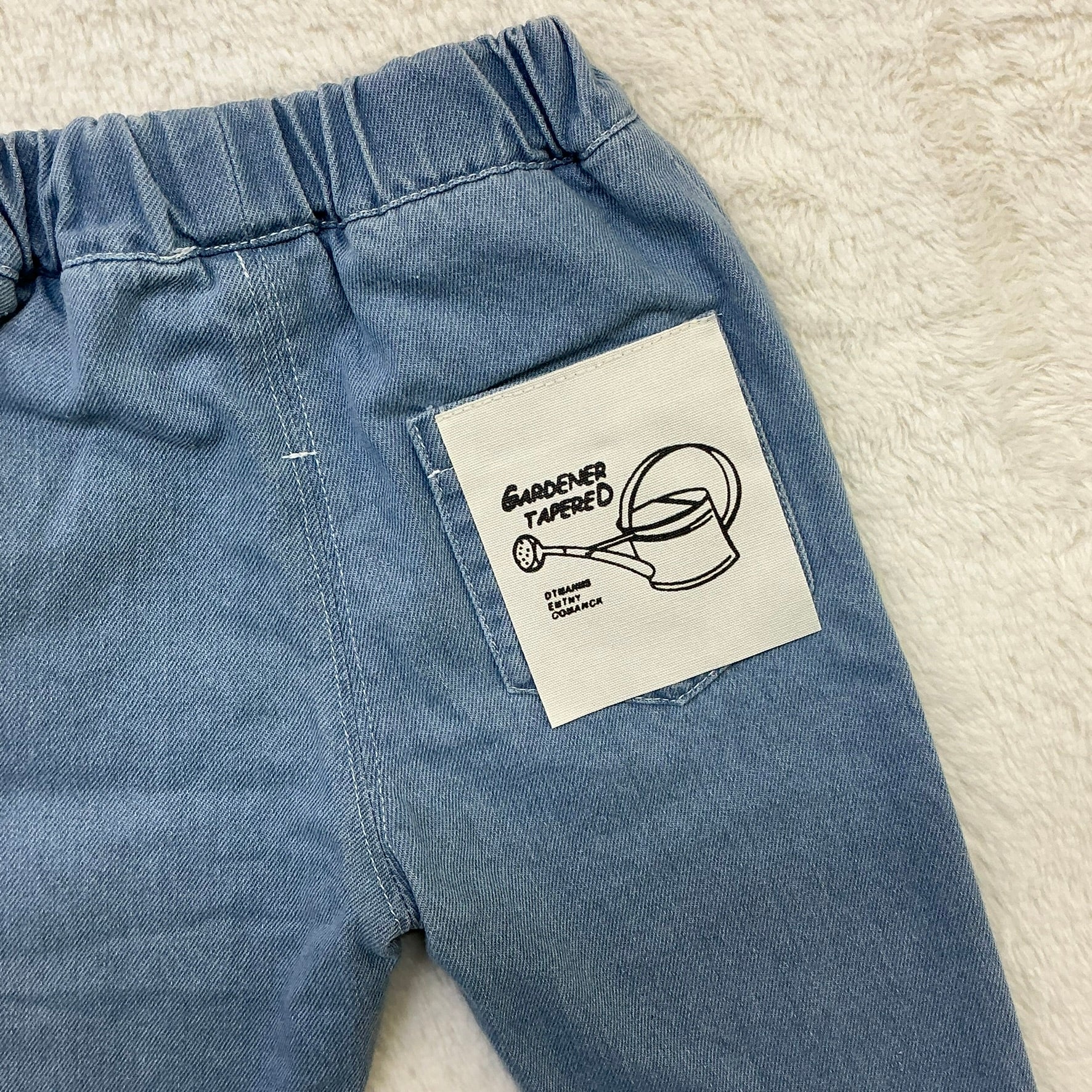 やわらか素材のパンツ