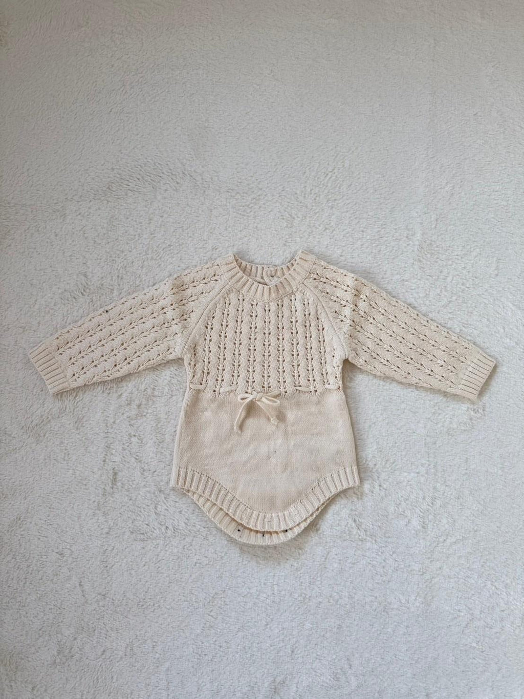 レース編みニットロンパース