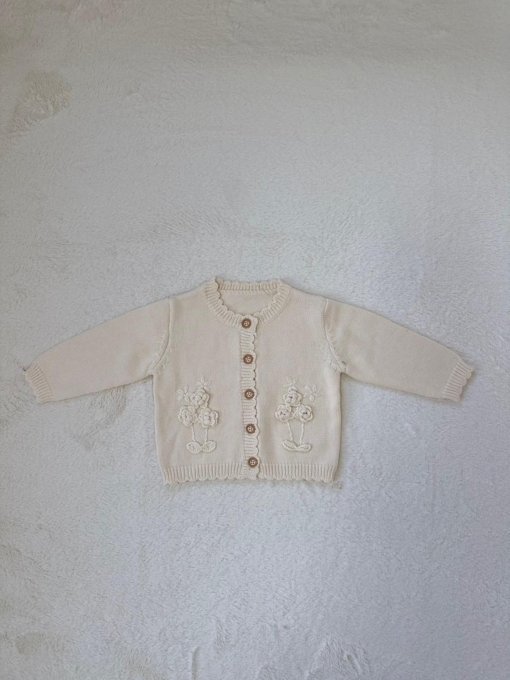 フラワー刺繍ニットカーディガン