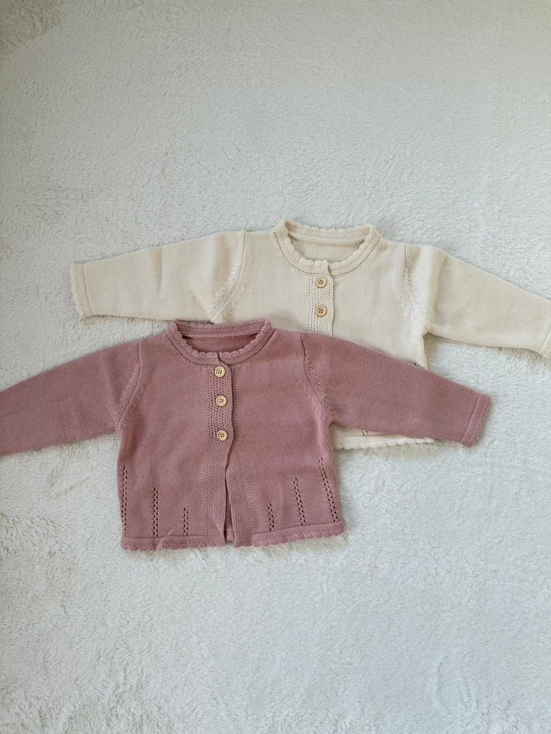 ふんわりフリル襟カーディ（綿ニット）