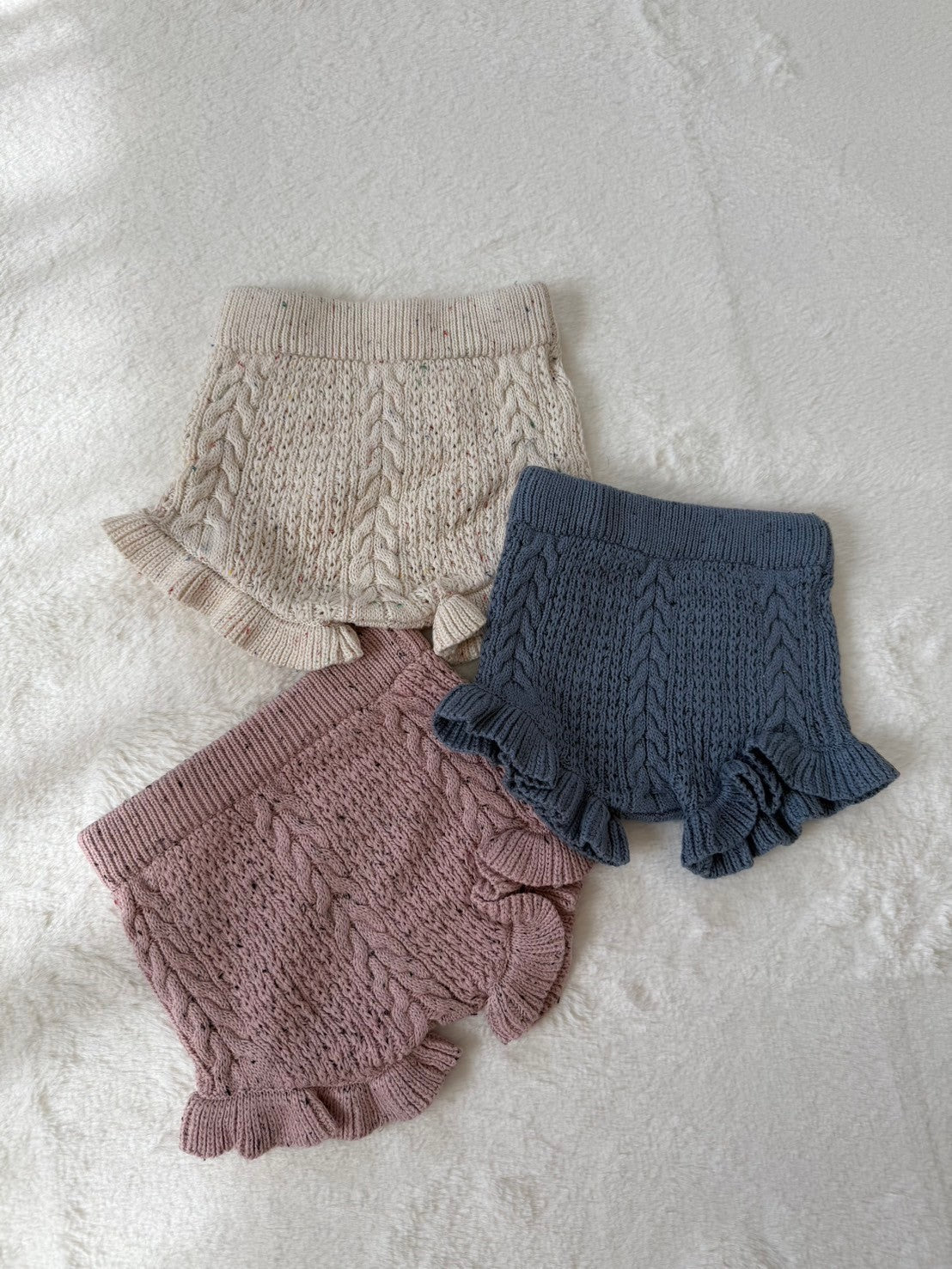 フリル付きショートパンツ　ケーブル編み・73cm・3色展開