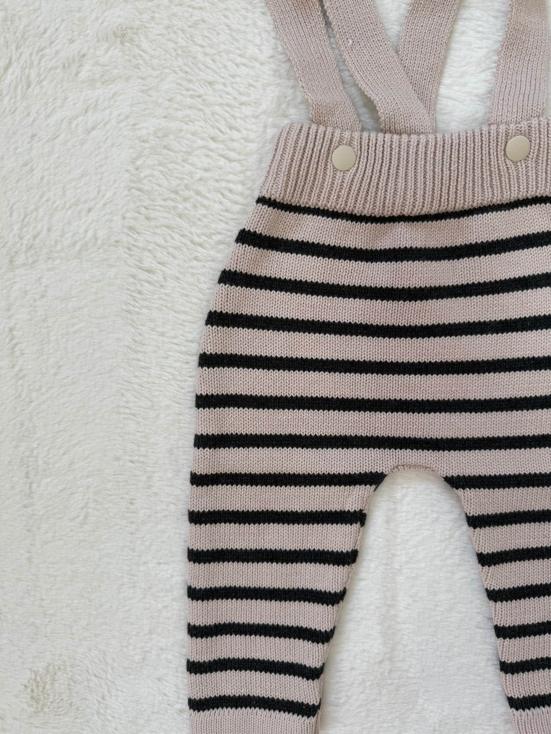 ボーダーニットサロペットパンツ