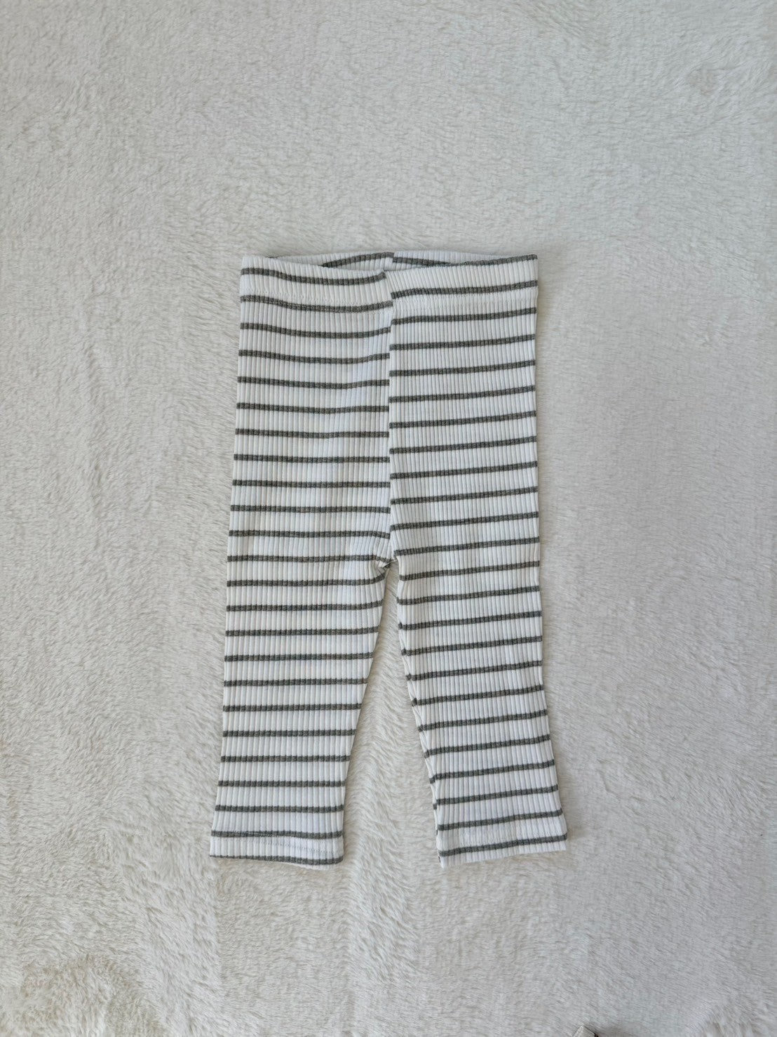 デイリーリブボーダーレギンス