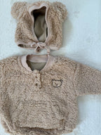 くま耳ボンネット付きボアロンパース