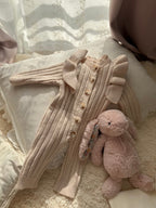 フリル付きリブニットロンパ