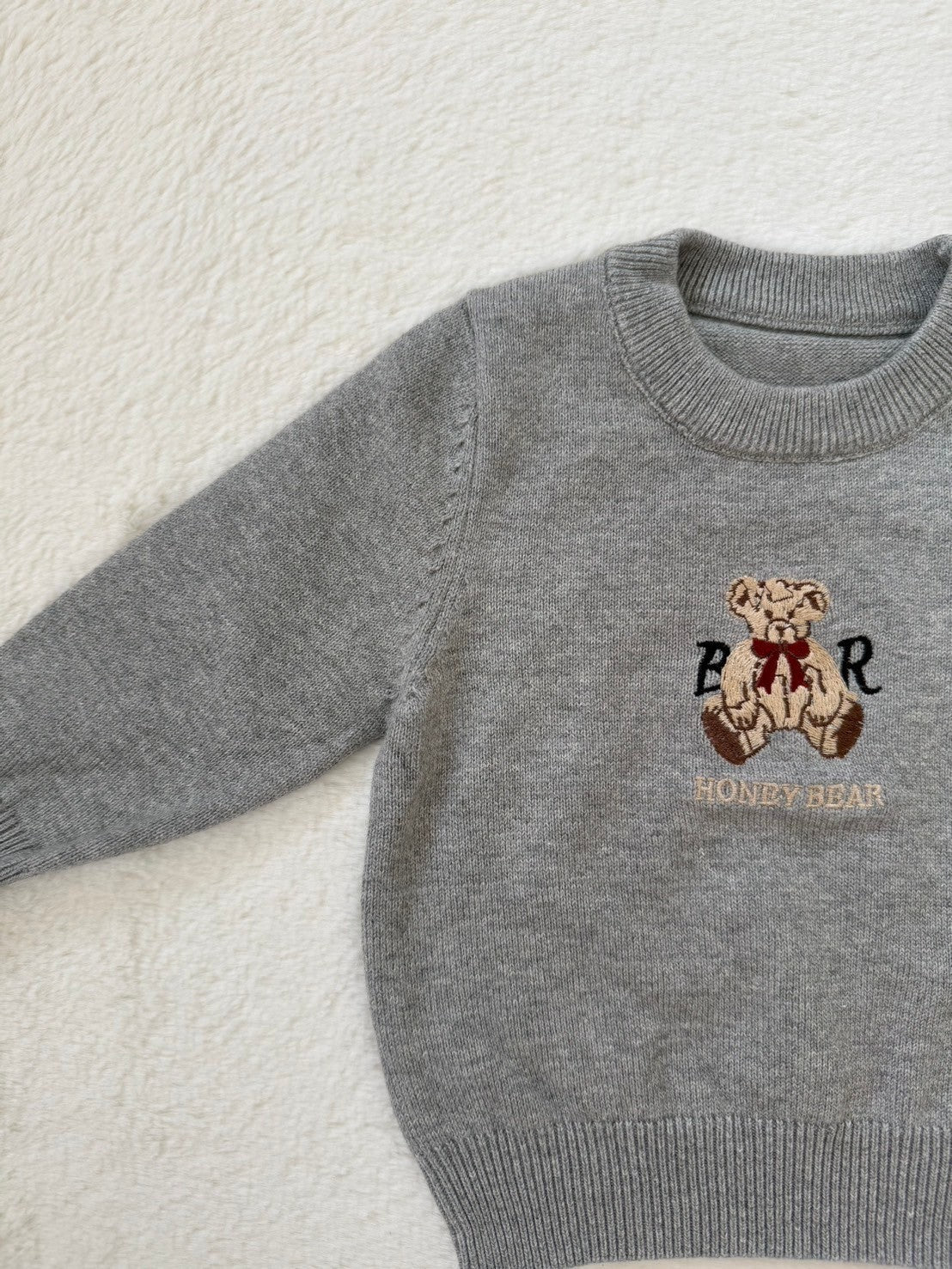 ベア刺繍ニットトップス HONEY BEAR・男の子＆女の子兼用