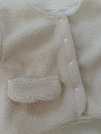 フェイクポケット付きボアジャケット