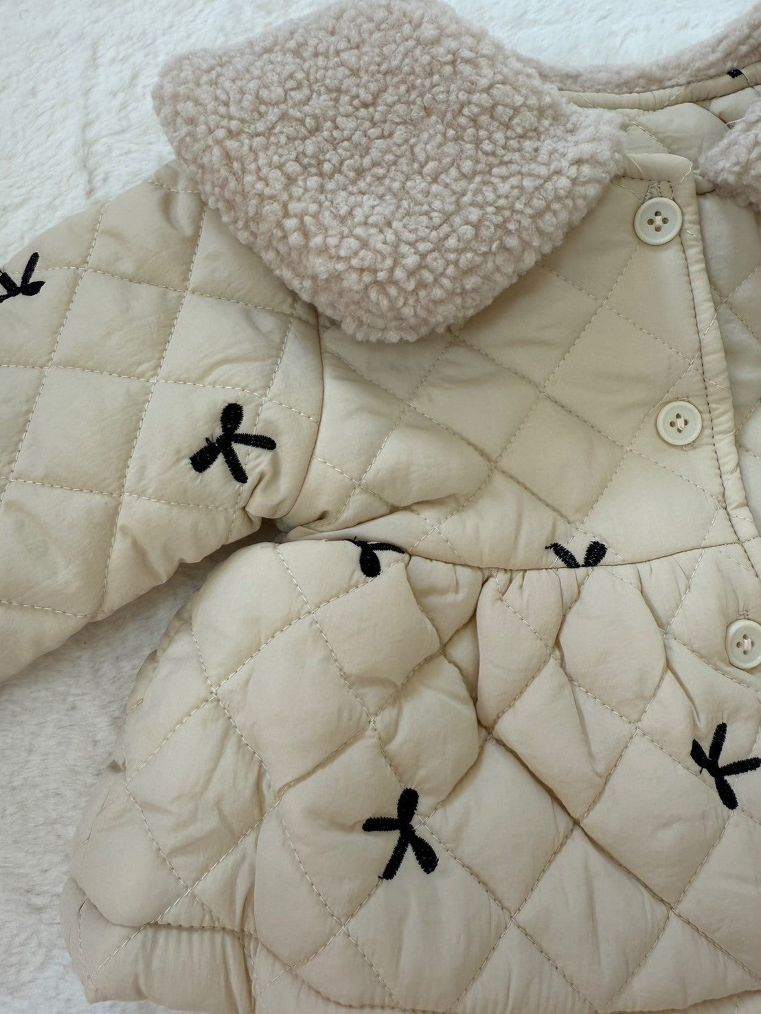 刺繍入りキルティングジャケット
