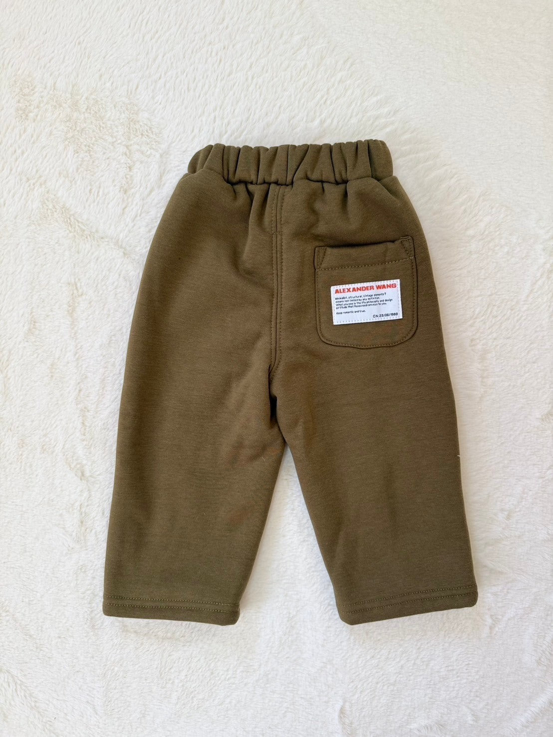 コットンベーシックロングパンツ4色展開・ウエストゴム・ワンポイントタグ付き