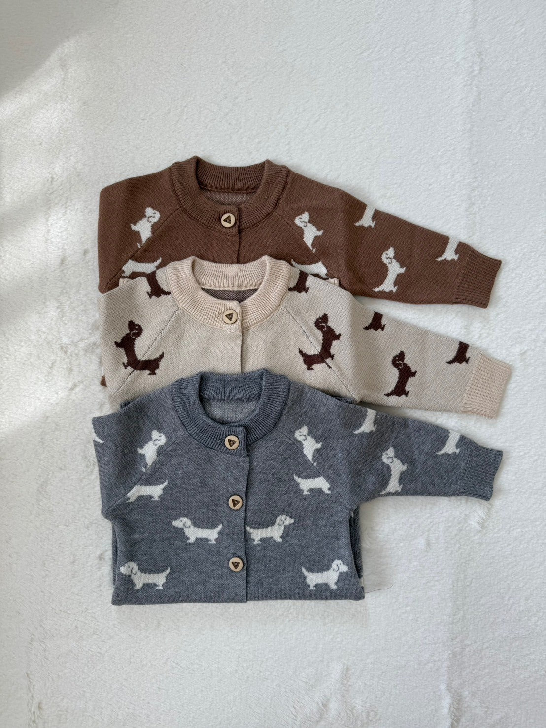 ダックスフンドパターンロンパース ベビー用ニットロンパース