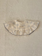 くすみカラーのコットンガーゼスタイ｜フリル×花柄・動物柄（全6柄）