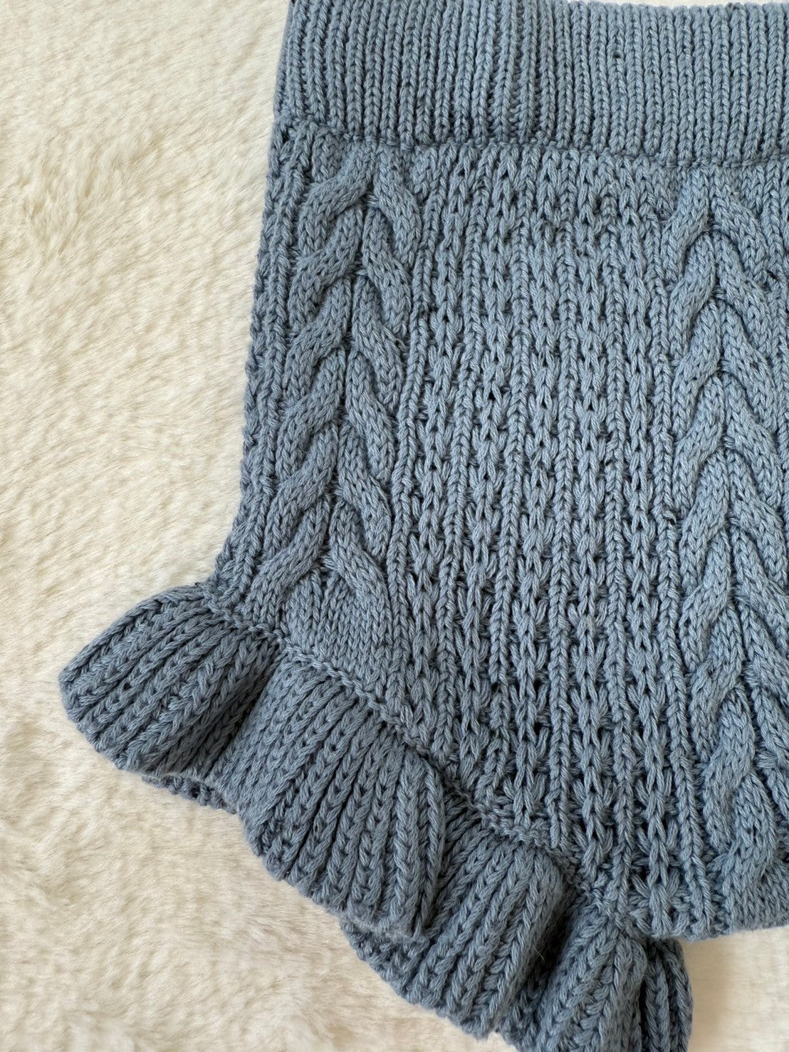 フリル付きショートパンツ　ケーブル編み・73cm・3色展開